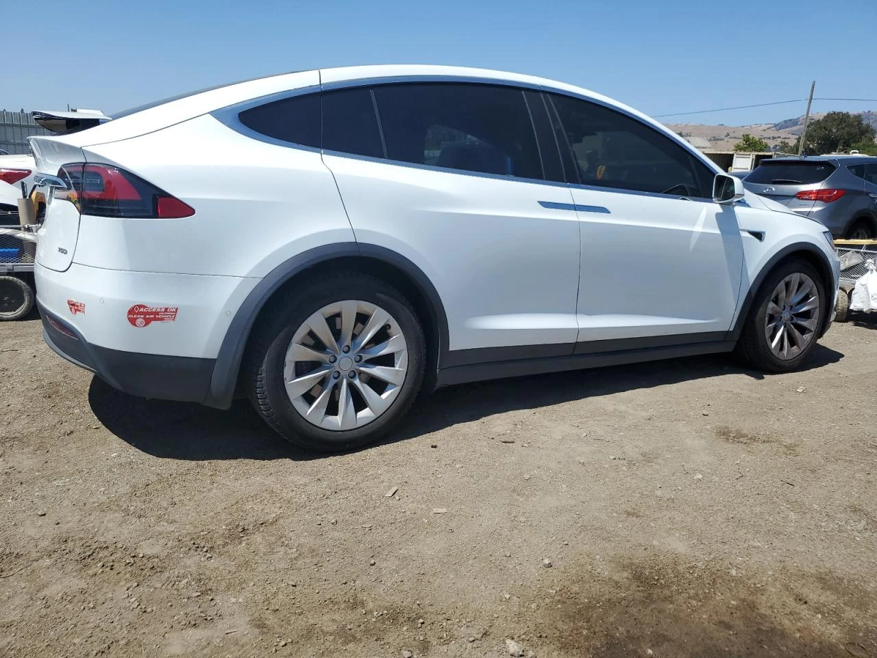 Tesla Model X 75D AWD - изображение 4