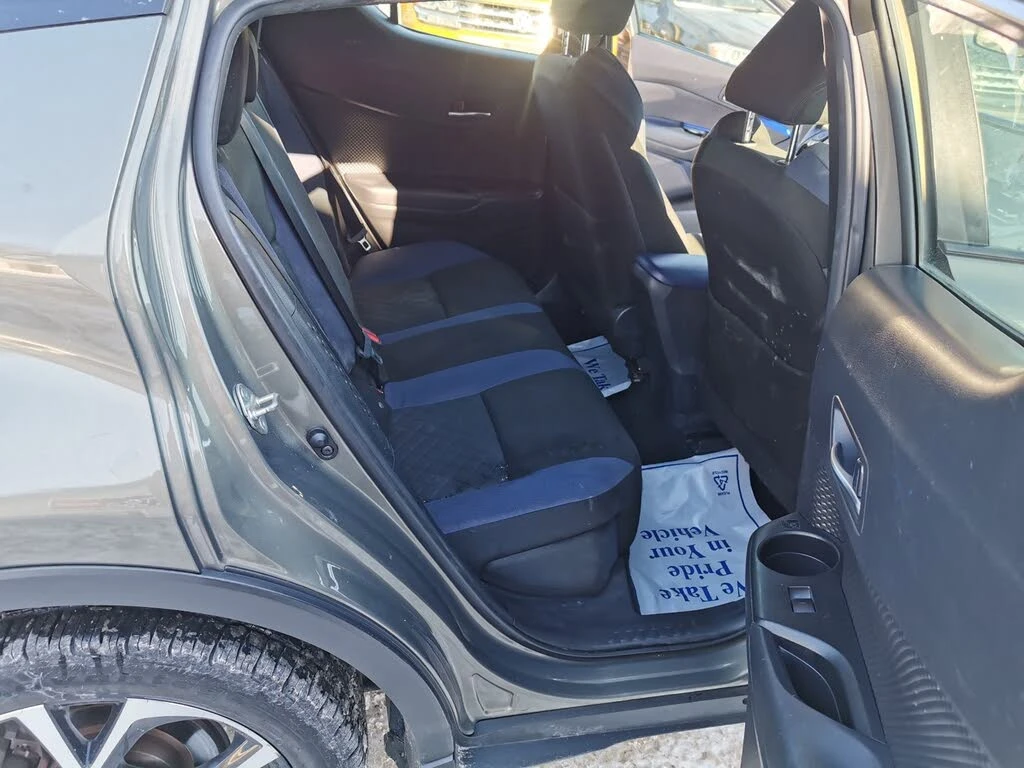 Toyota C-HR XLE FWD | Mobile.bg � ����������� 17