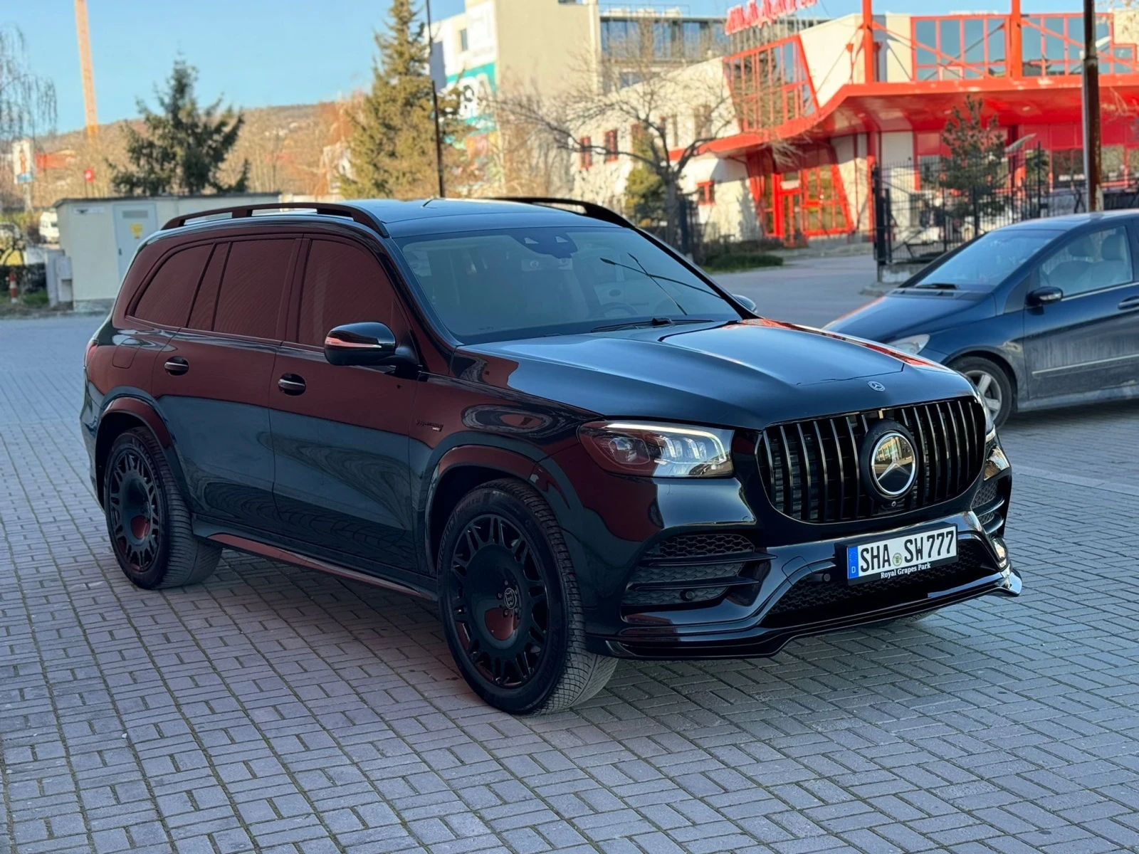 Mercedes-Benz GLS580 6.3 AMG-package, снимка 3 - Автомобили и джипове - 53856028