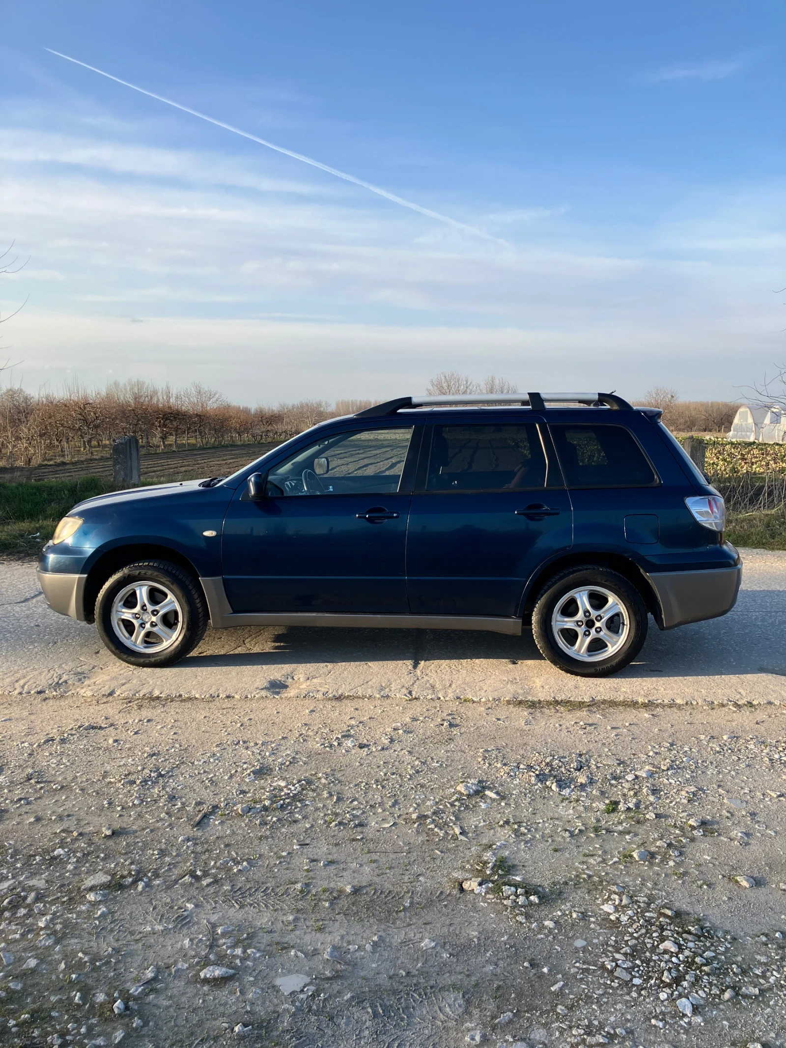 Mitsubishi Outlander I 2.4 i 16V 4WD, снимка 6 - Автомобили и джипове - 53865967