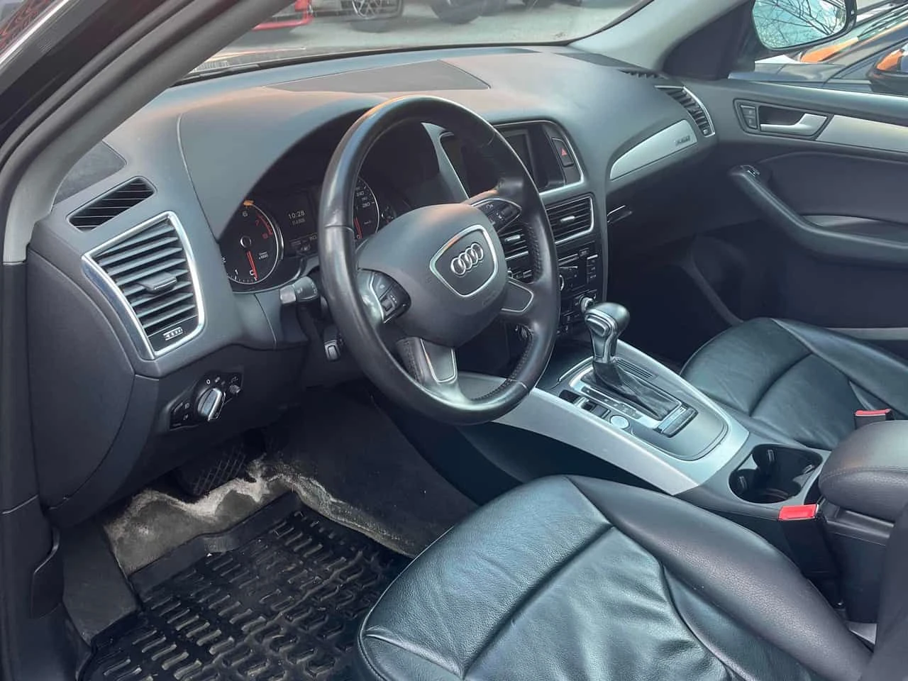 Audi Q5  2.0L Technik | PANO | NAVI | PODGREV | , снимка 7 - Автомобили и джипове - 54423953