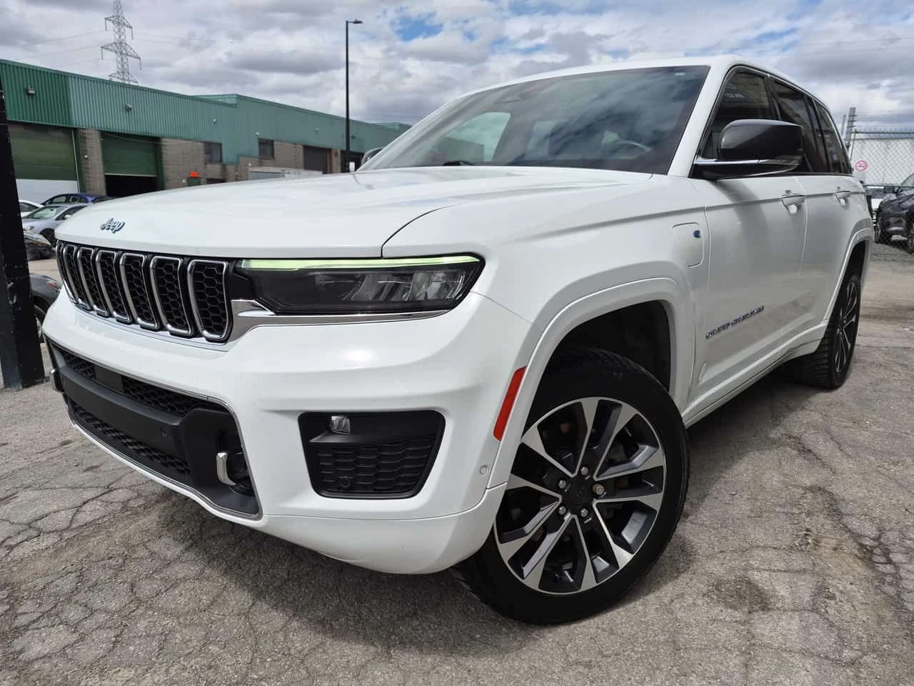 Jeep Grand cherokee * Overland * ДИСТРОНИК* КАМЕРА* ПАНОРАМА* 