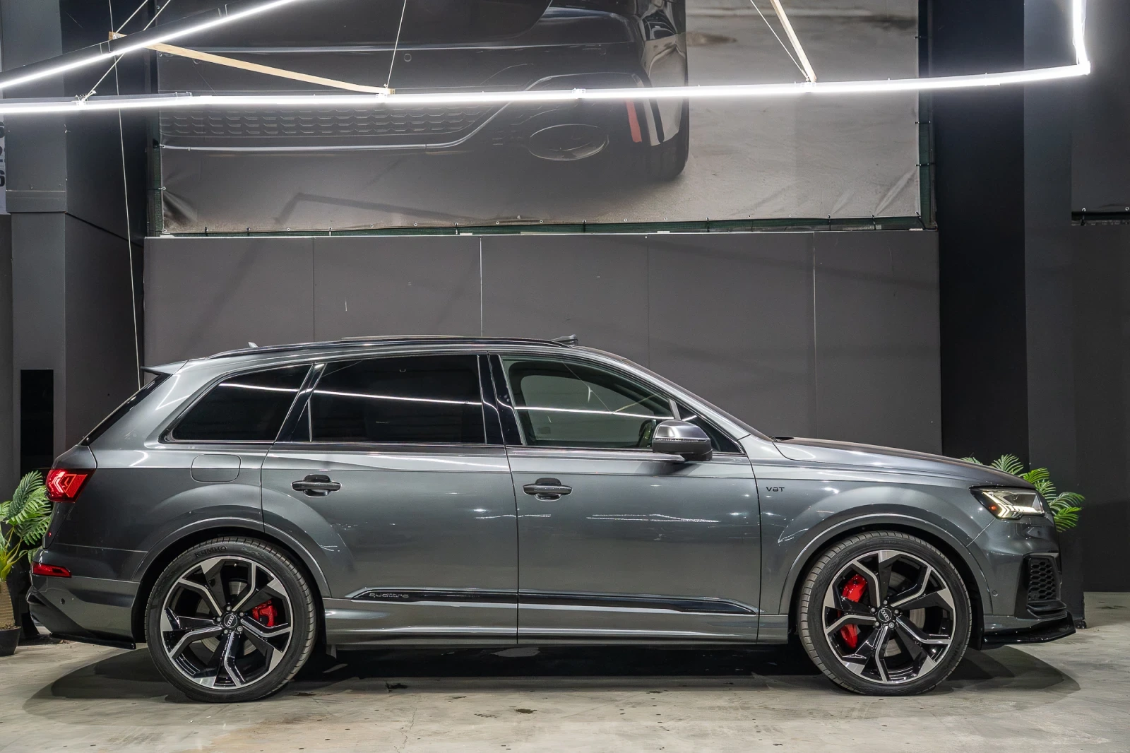 Audi SQ7 4.0TFSI /MATRIX/ 35.000km/PANO/B&O/6+ 1/, снимка 6 - Автомобили и джипове - 55598126