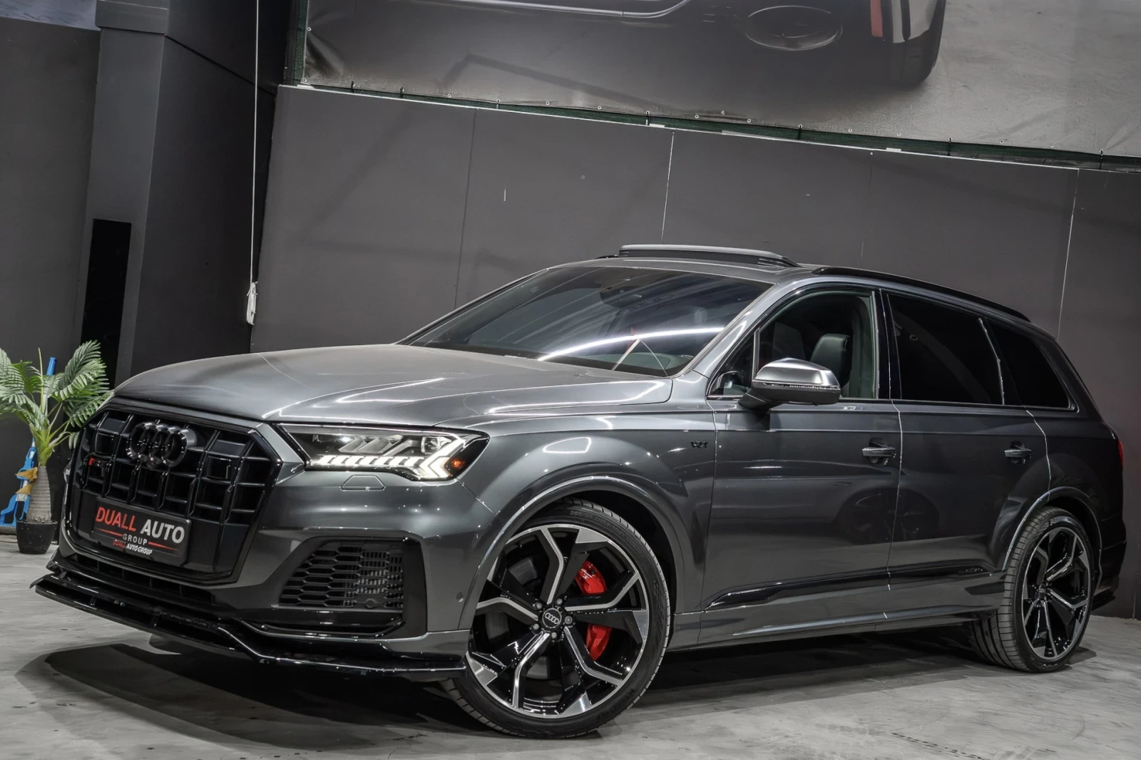 Audi SQ7 4.0TFSI /MATRIX/ 35.000km/PANO/B&O/6+ 1/