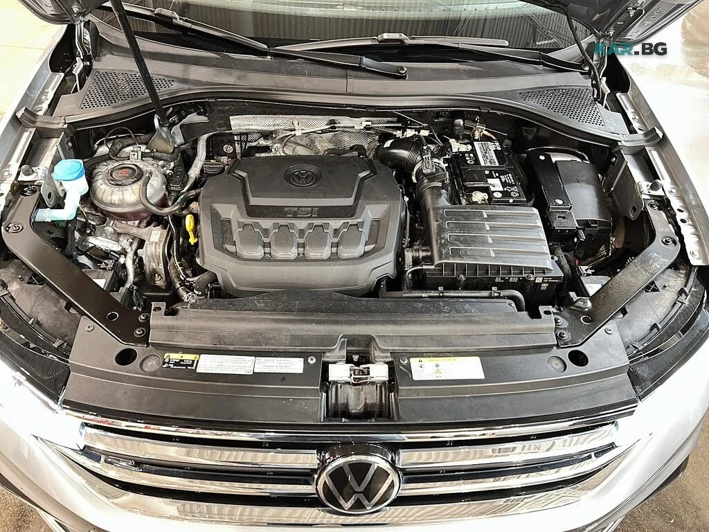 VW Tiguan R-Line 4Motion * АвтоКредит * (ЦЕНА ДО БГ), снимка 7 - Автомобили и джипове - 56167276