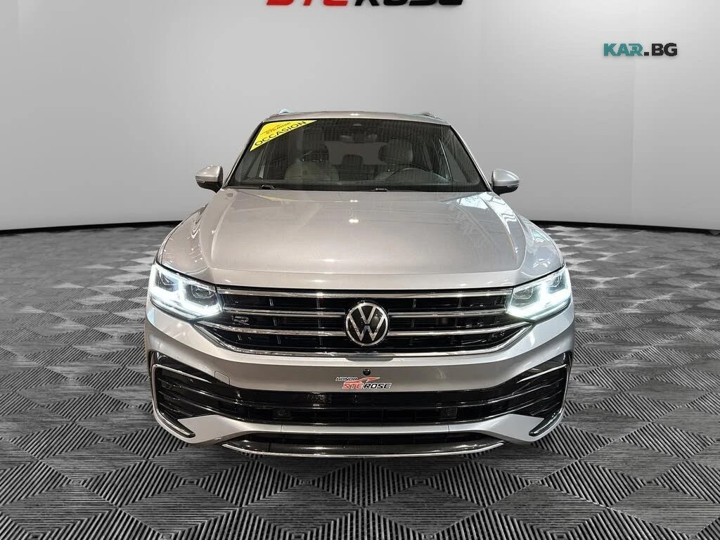 VW Tiguan R-Line 4Motion * АвтоКредит * (ЦЕНА ДО БГ), снимка 2 - Автомобили и джипове - 56167276