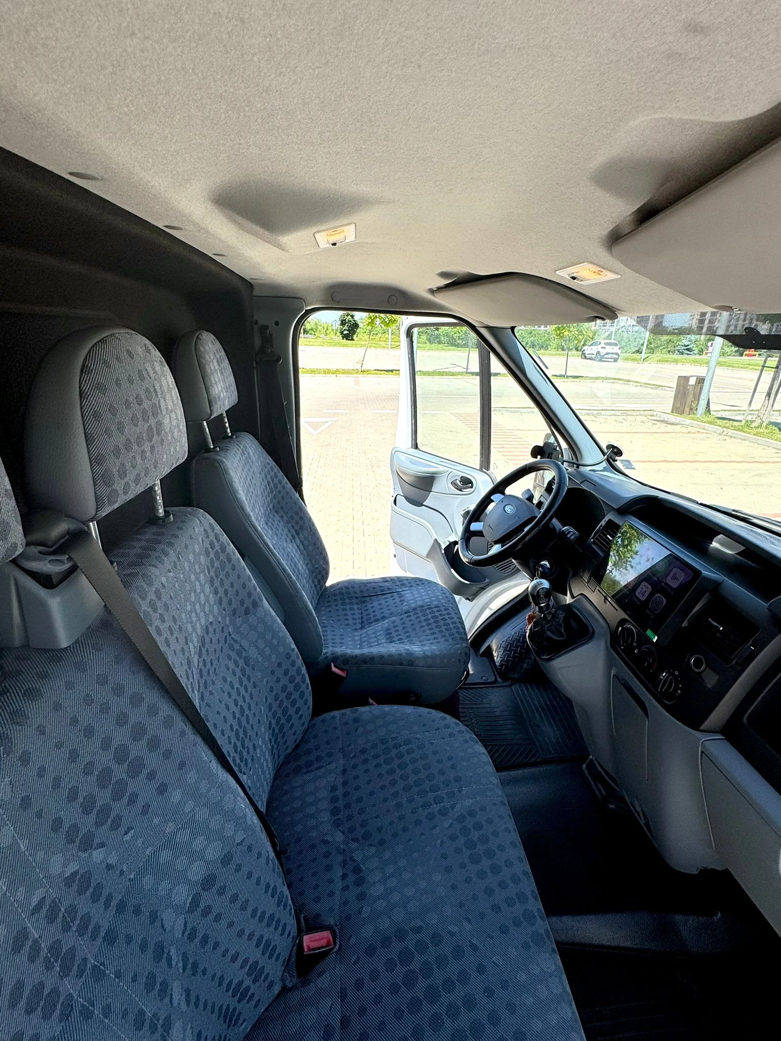 Ford Transit 2.2 TDCI КЛИМА L1H2, снимка 11 - Бусове и автобуси - 54962851