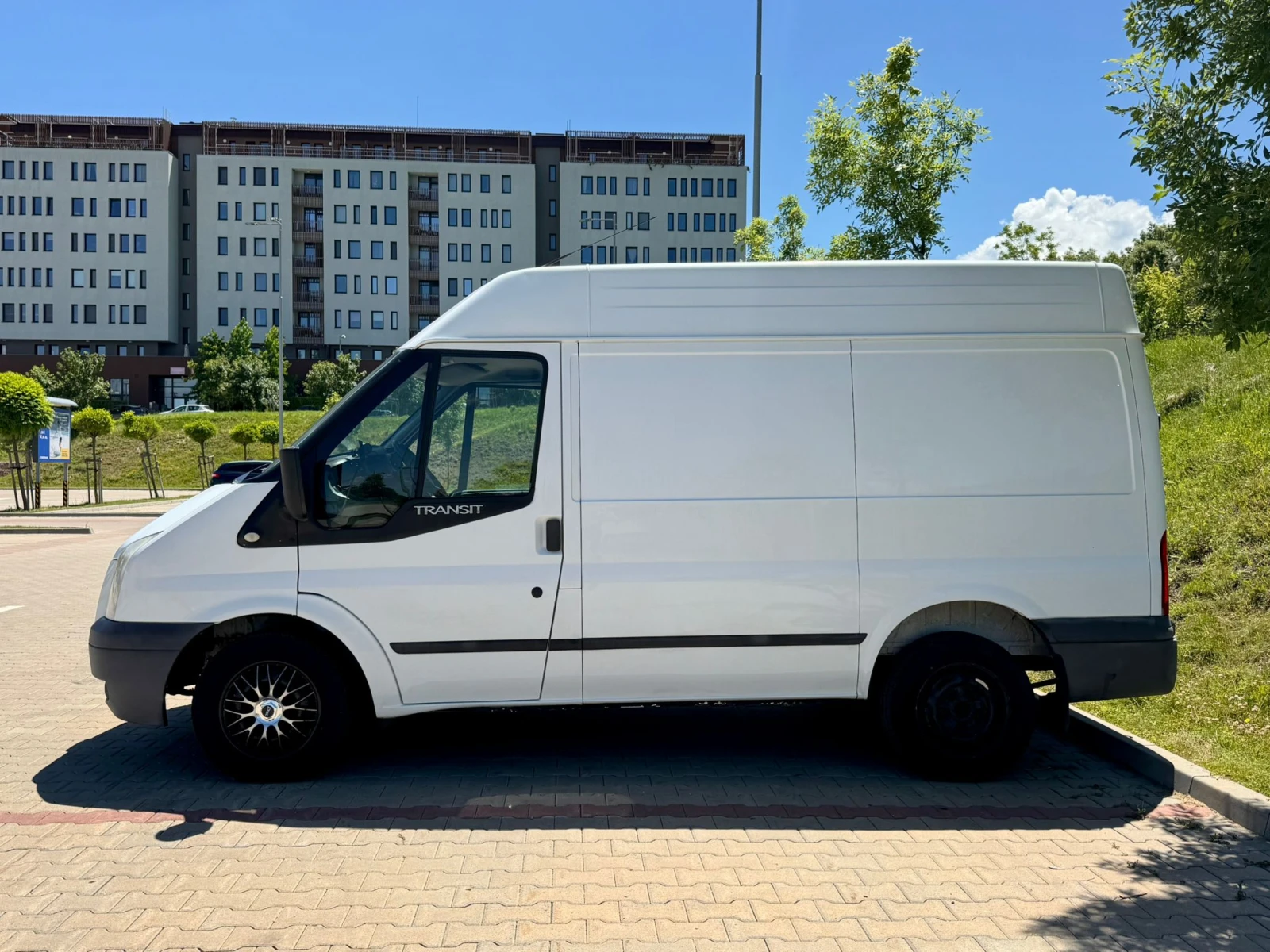 Ford Transit 2.2 TDCI КЛИМА L1H2, снимка 4 - Бусове и автобуси - 54962851
