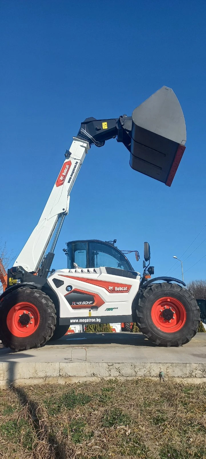 Телескопичен товарач Bobcat TL43.80HF Agri 3 stars, снимка 1 - Селскостопанска техника - 49368291