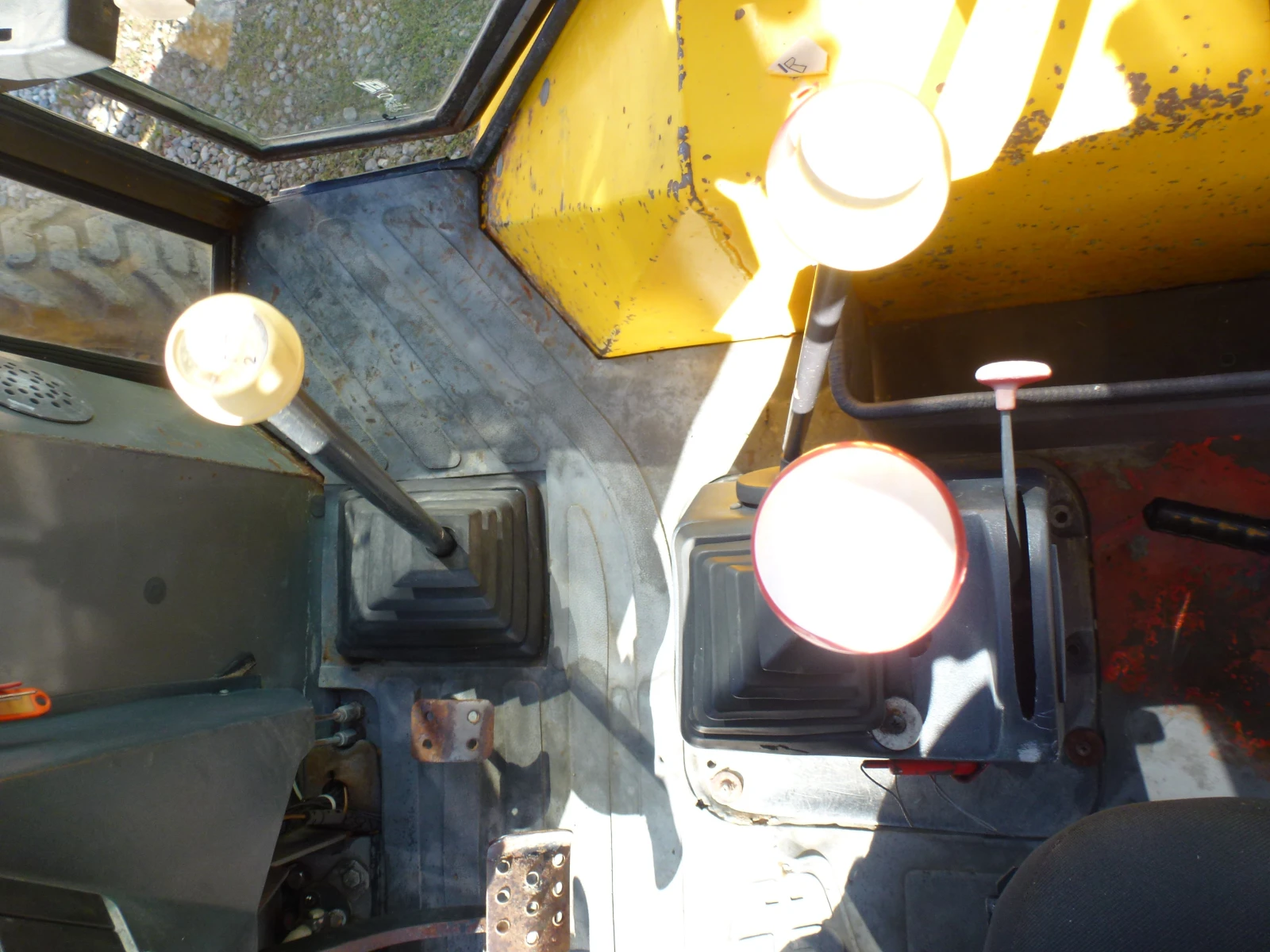  JCB 44   | Mobile.bg   15