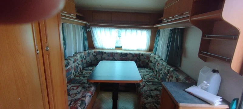 Каравана Adria Unica 391, снимка 11 - Каравани и кемпери - 52515335