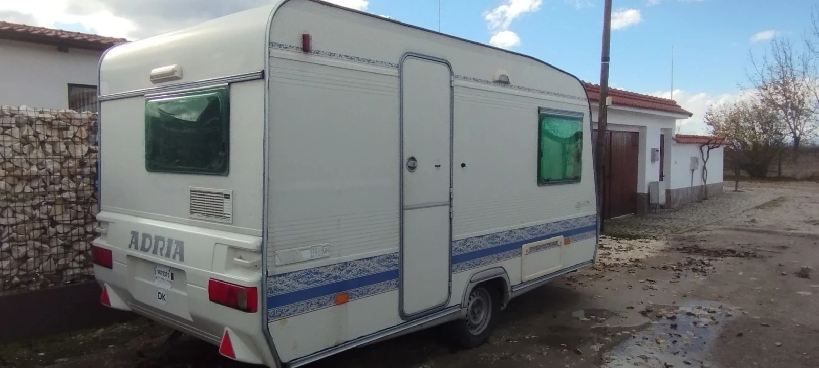 Каравана Adria Unica 391 - изображение 3