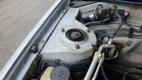 Toyota Corolla КАПАРИРАНА! , снимка 5