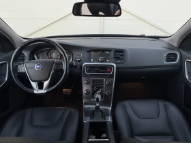 Volvo V60 D5 2.4D AWD/Автомат/Навигация/Собствен лизинг , снимка 14