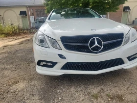 Обява за продажба на Mercedes-Benz E 500 AMG PACK* HARMAN* BI-XENON* KEYLESS* РЕЗЕРВНА ГУМА ~21 999 лв. - изображение 1