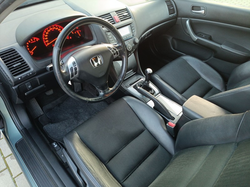 Honda Accord 2.4i TYPE-S 190кс.///SWISS, снимка 11 - Автомобили и джипове - 44994921