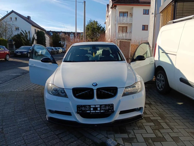 BMW 318 318i, снимка 1 - Автомобили и джипове - 47016230