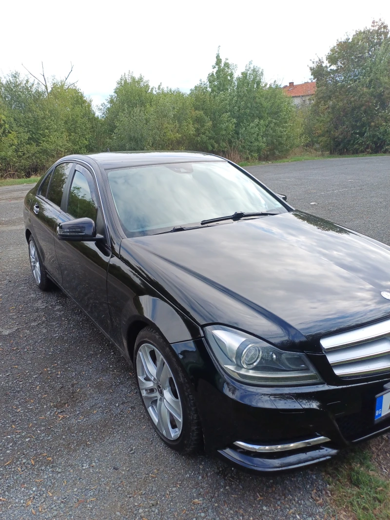 Mercedes-Benz C 200, снимка 12 - Автомобили и джипове - 53072038