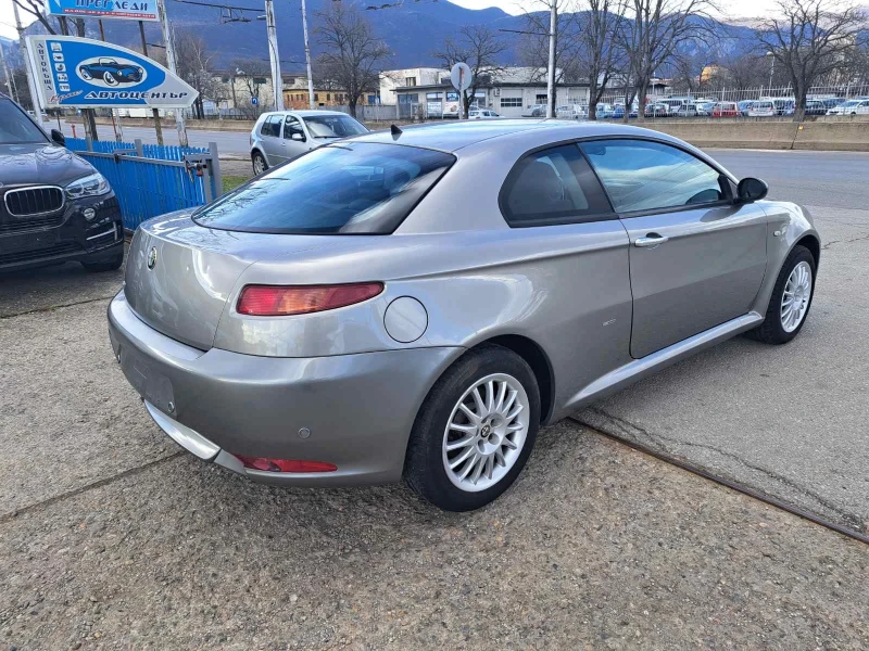 Alfa Romeo Gt, снимка 7 - Автомобили и джипове - 49063448