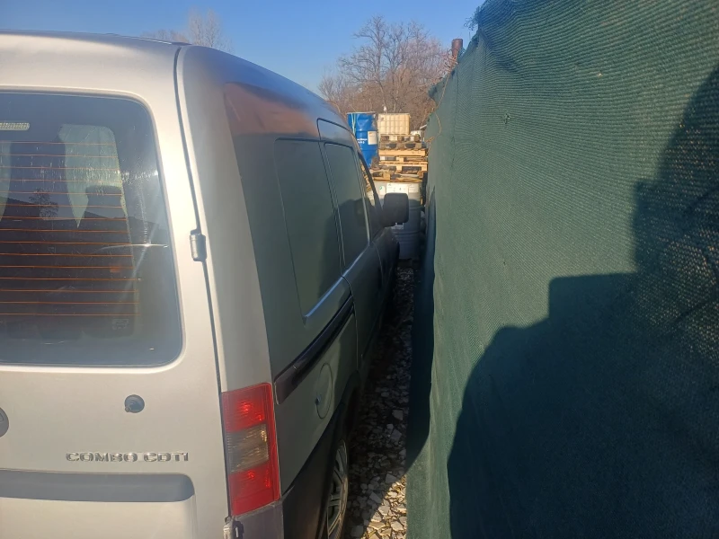 Opel Combo 1.3 CDTI, снимка 4 - Автомобили и джипове - 52736625