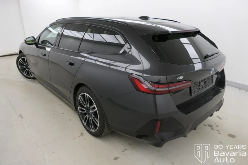 BMW i5 40 eDrive Touring M Sport Paket, снимка 2 - Автомобили и джипове - 52816911