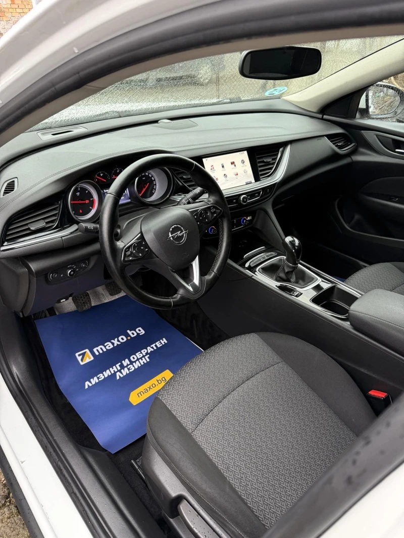 Opel Insignia Grand Sport 1.6 CDTI DPF Selective, снимка 5 - Автомобили и джипове - 52892754