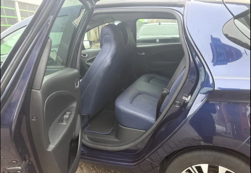Renault Zoe RIVIERA EDITION | 52 kWh | CCS | BOSE | Кожа, снимка 7 - Автомобили и джипове - 53149304