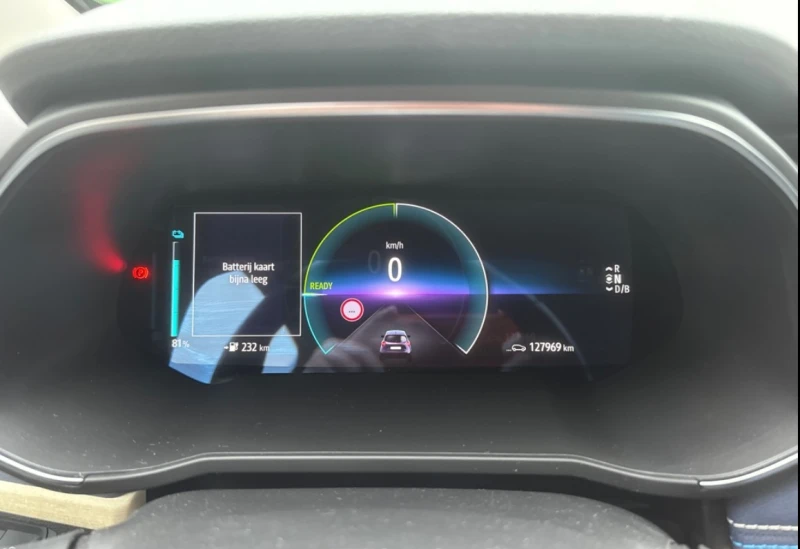 Renault Zoe RIVIERA EDITION | 52 kWh | CCS | BOSE | Кожа, снимка 4 - Автомобили и джипове - 53149304