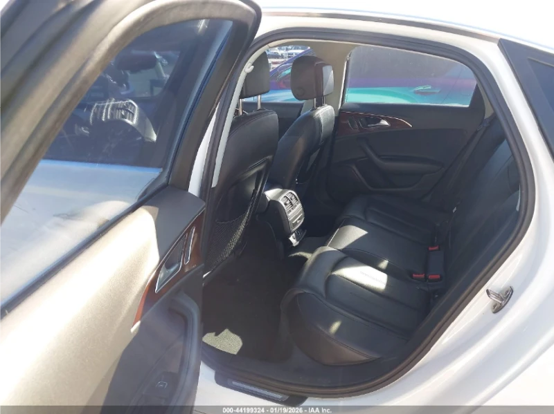 Audi A6 3.0Т* ПОДГРЕВ* ПАНО* КАМЕРА , снимка 8 - Автомобили и джипове - 53296522