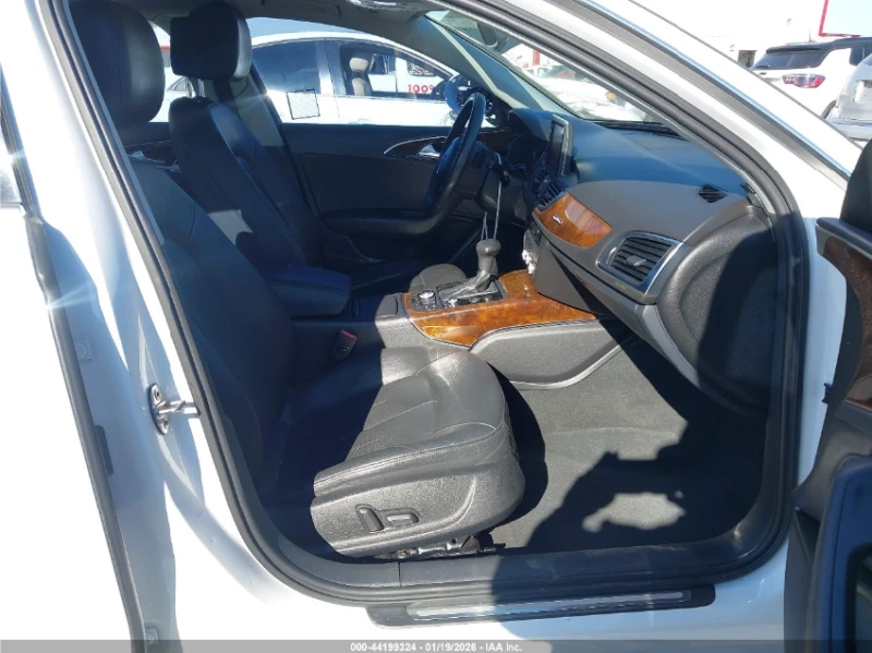 Audi A6 3.0Т* ПОДГРЕВ* ПАНО* КАМЕРА , снимка 7 - Автомобили и джипове - 53296522