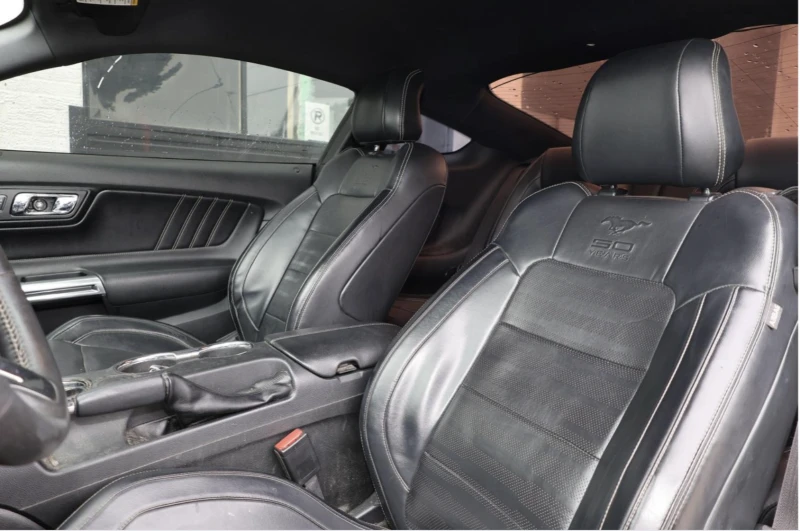 Ford Mustang ECO* BOOST* КОЖА* ОБДУХВАНЕ* МЪРТВА* ТОЧКА* LANE* , снимка 12 - Автомобили и джипове - 53323140