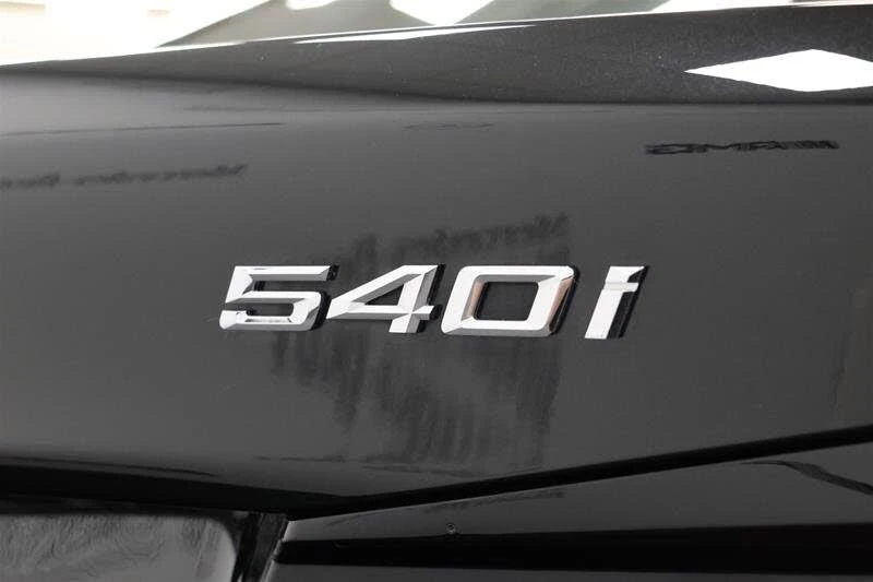 BMW 540 M-Package HeadUp* АвтоКредит* (ЦЕНА ДО БГ), снимка 5 - Автомобили и джипове - 53206040