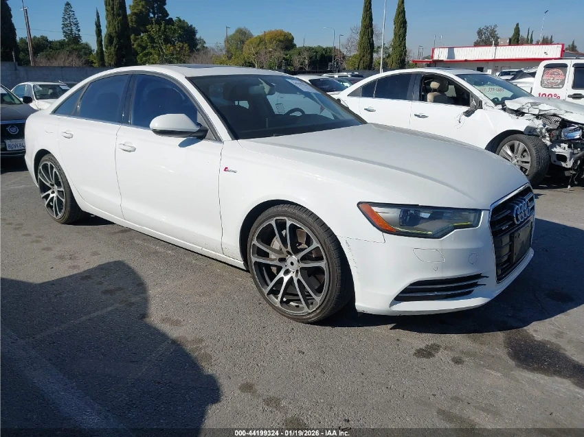 Audi A6 3.0Т* ПОДГРЕВ* ПАНО* КАМЕРА , снимка 1