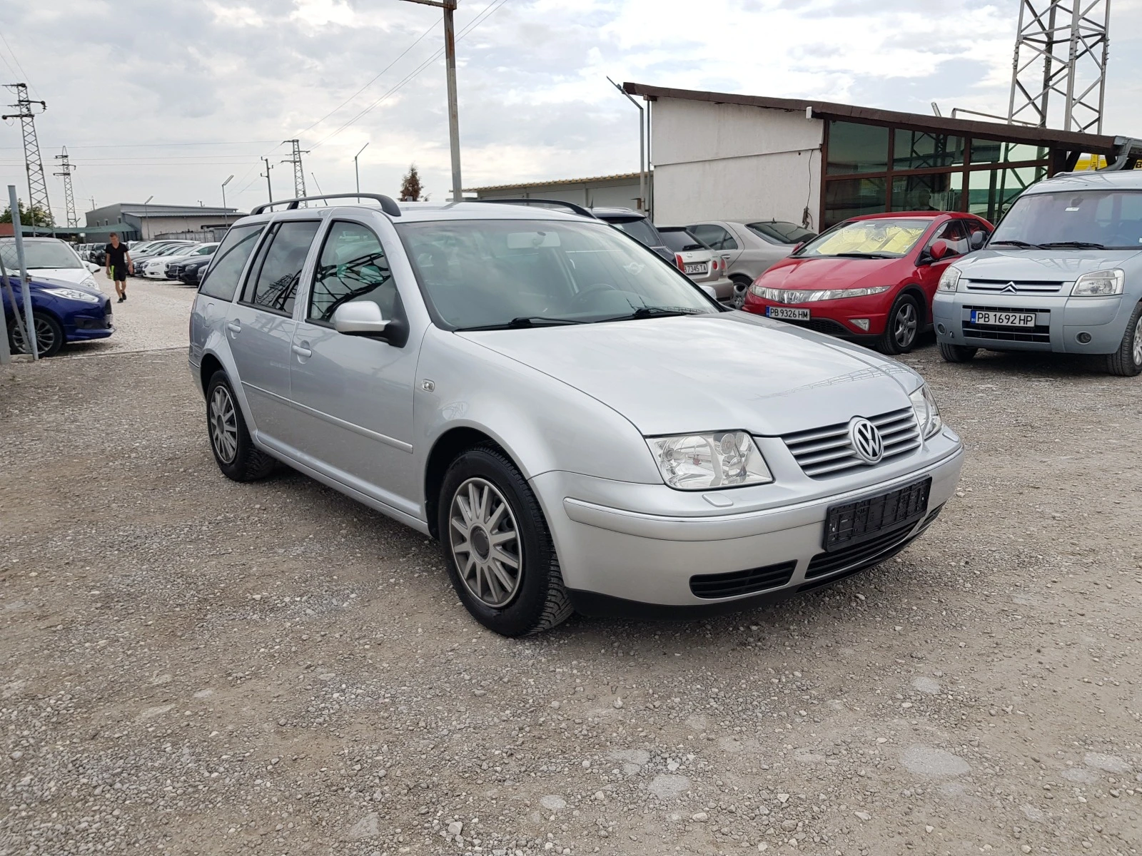 VW Bora 1.6 бензин - 105 к.с. ЛИЗИНГ - изображение 3