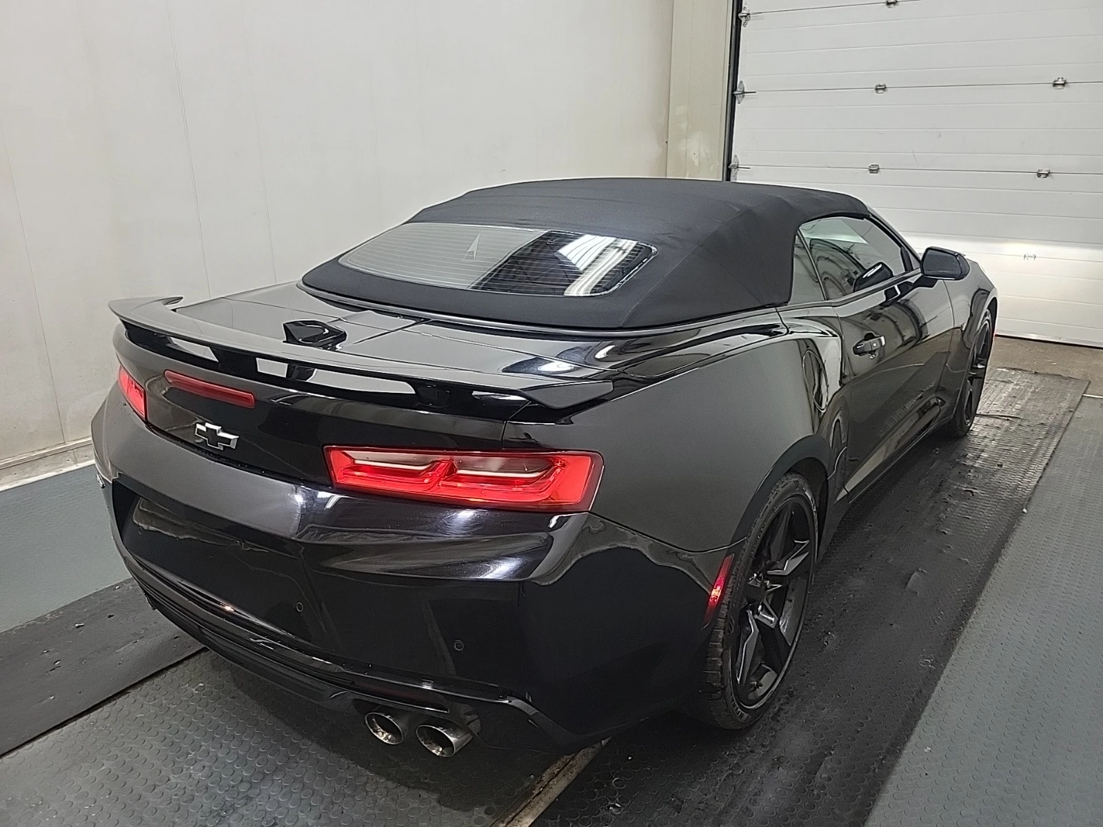 Chevrolet Camaro * 2SS * CARFAX * ВЪЗМОЖНОСТ ЗА ФИНАНСИРАНЕ - изображение 4