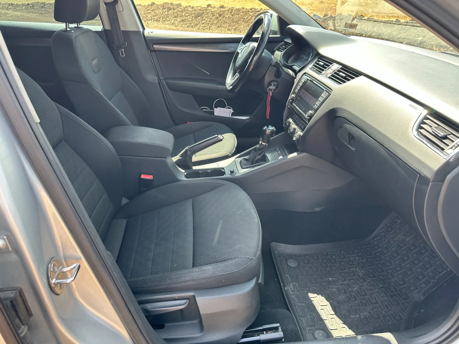 Skoda Octavia Scout | Mobile.bg   12