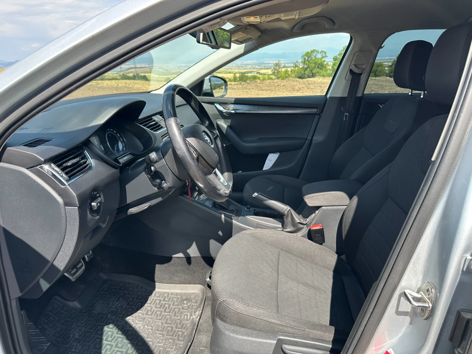 Skoda Octavia Scout | Mobile.bg   11