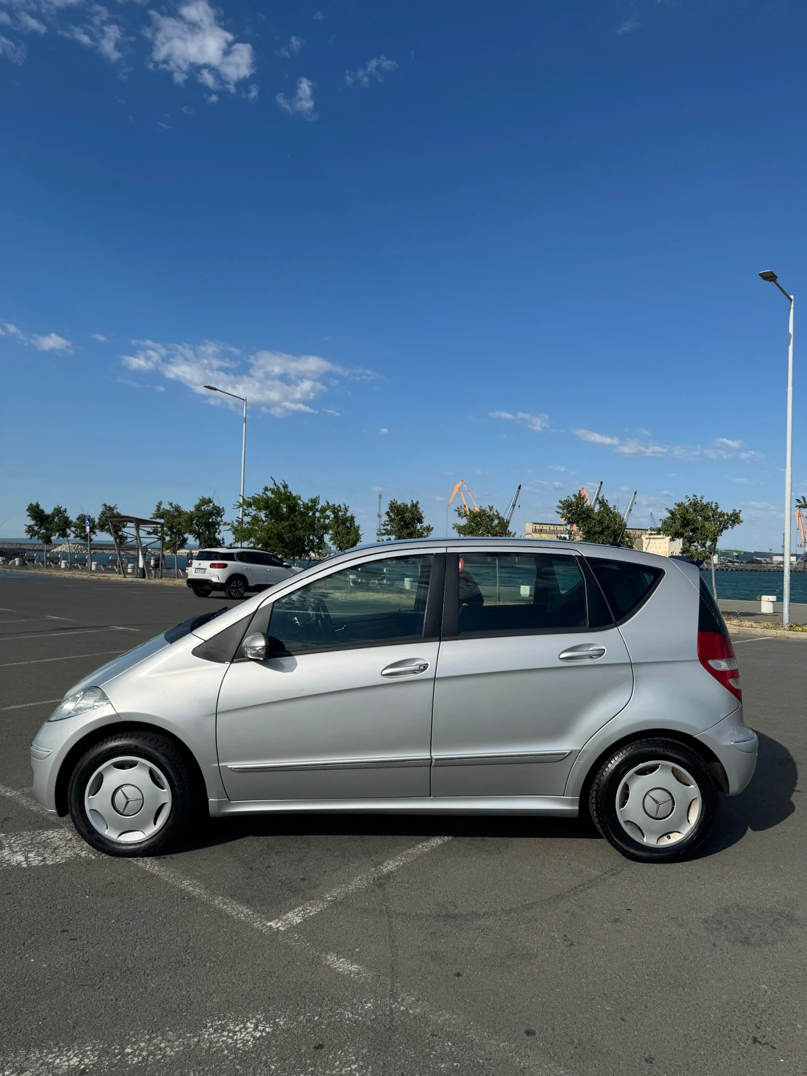 Mercedes-Benz A 180  - изображение 4