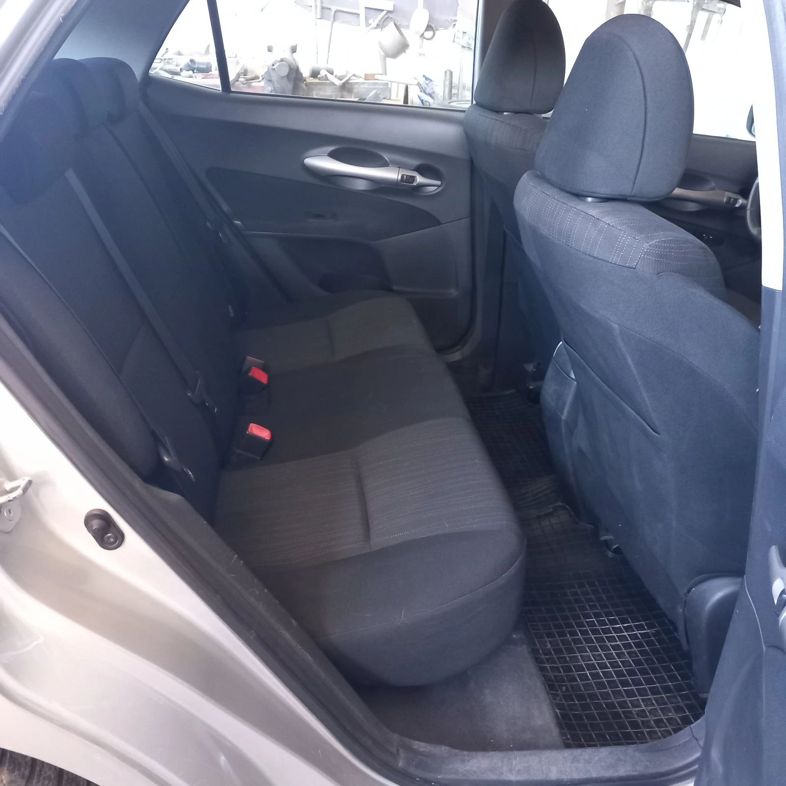 Toyota Auris  | Mobile.bg   16