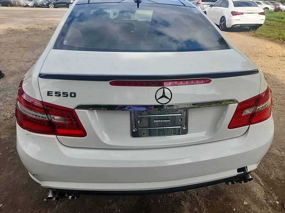 Mercedes-Benz E 500 AMG PACK* HARMAN* BI-XENON* KEYLESS* РЕЗЕРВНА ГУМА - изображение 4