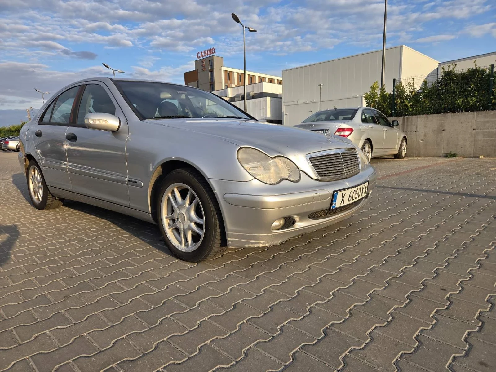 Mercedes-Benz C 200  - изображение 7