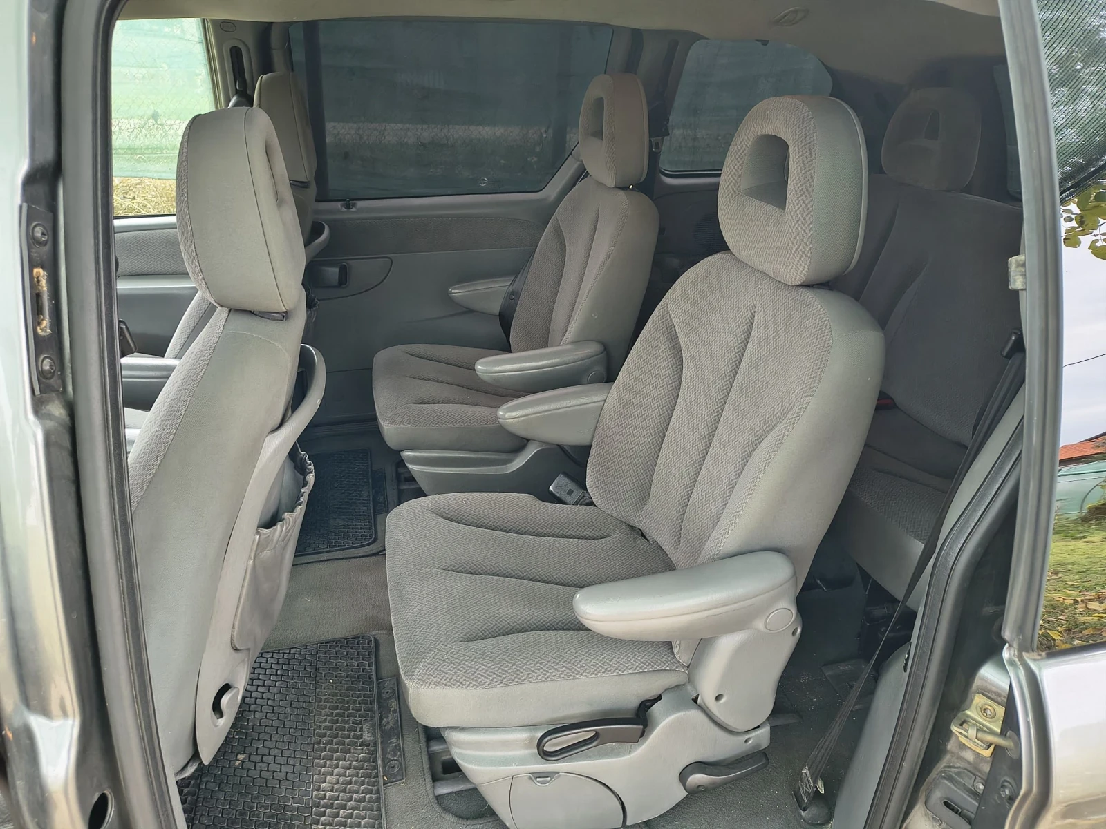 Chrysler Voyager  - изображение 8