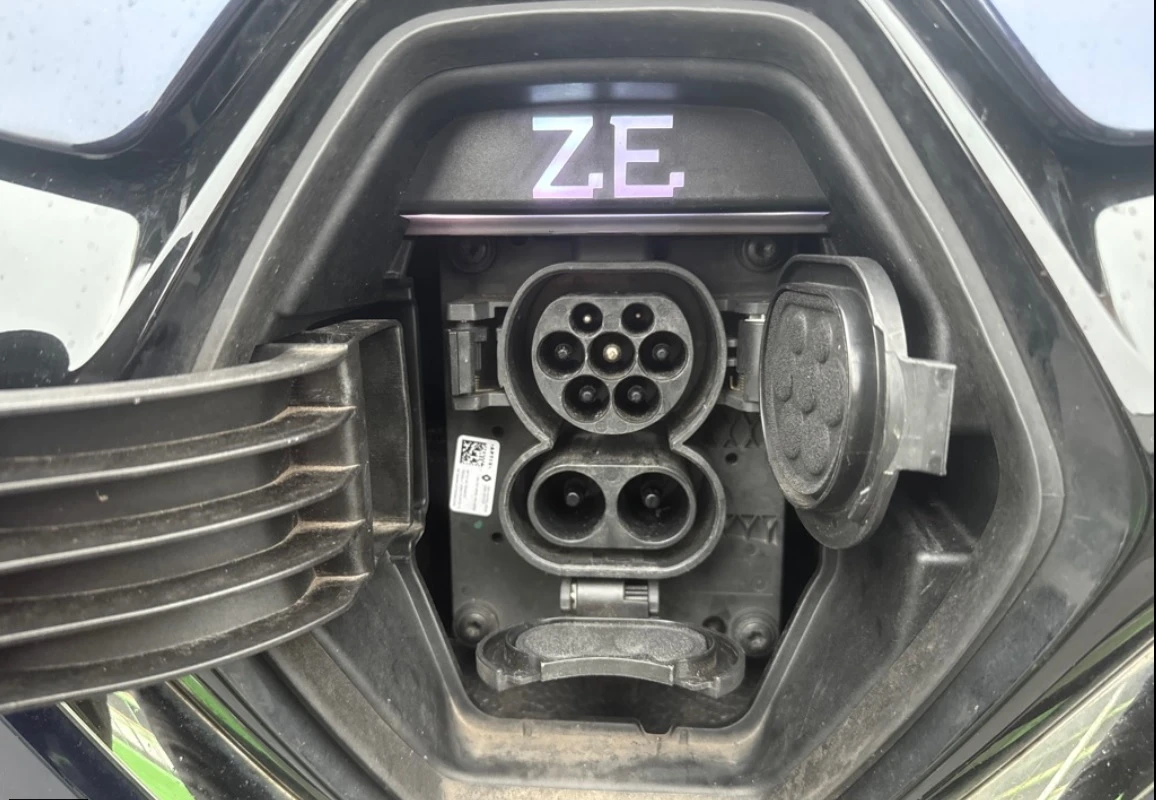 Renault Zoe RIVIERA EDITION | 52 kWh | CCS | BOSE | ���� | Mobile.bg � ����������� 17