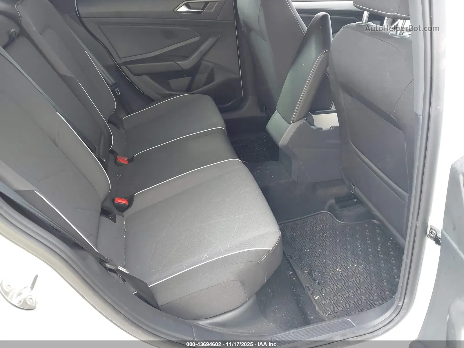 VW Jetta 1.5T* SPORT* НОВА* Крайна цена до БГ - изображение 10