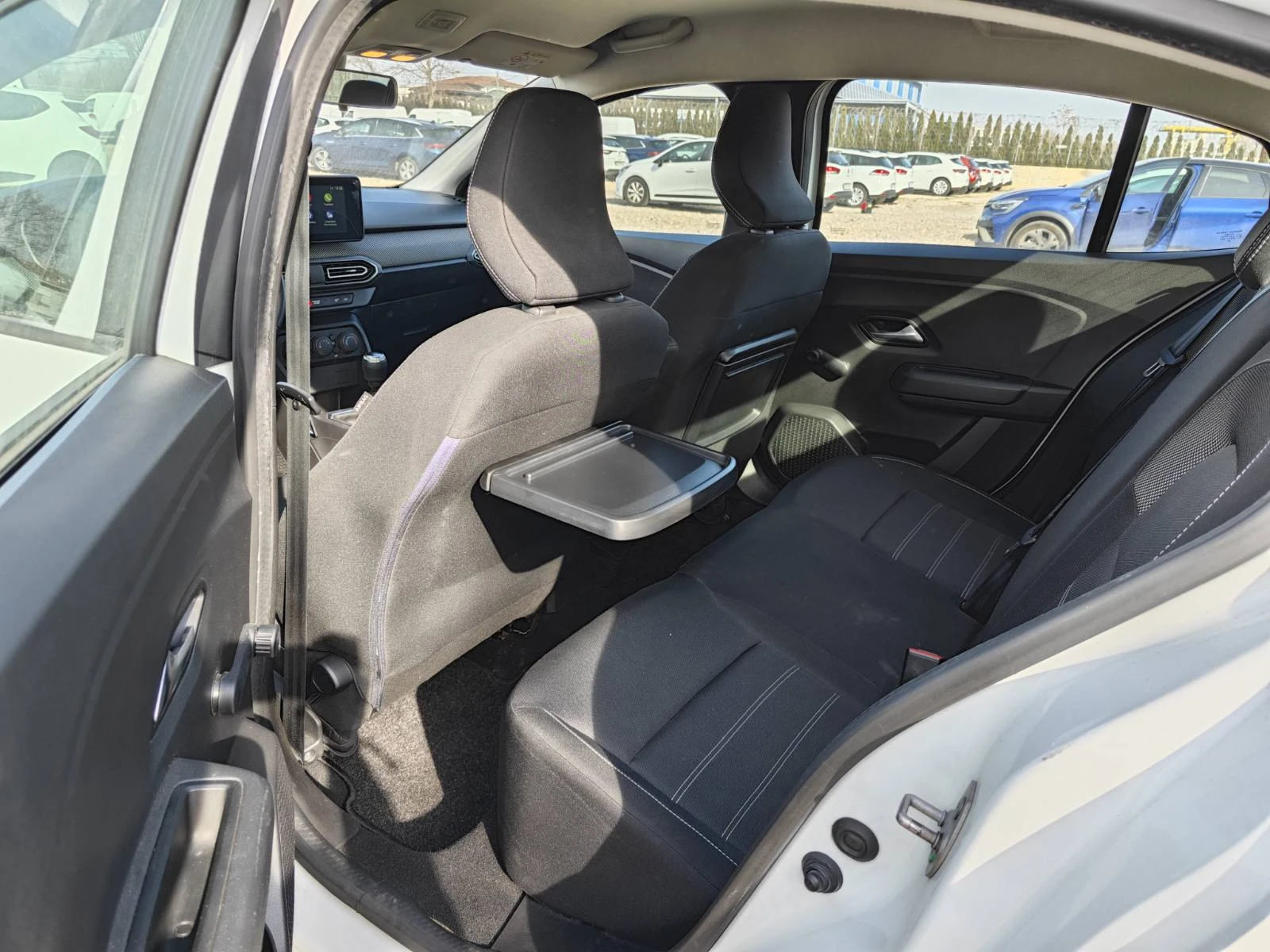 Dacia Logan 1.0 Tce/LPG/100k.c., снимка 12 - Автомобили и джипове - 53724485