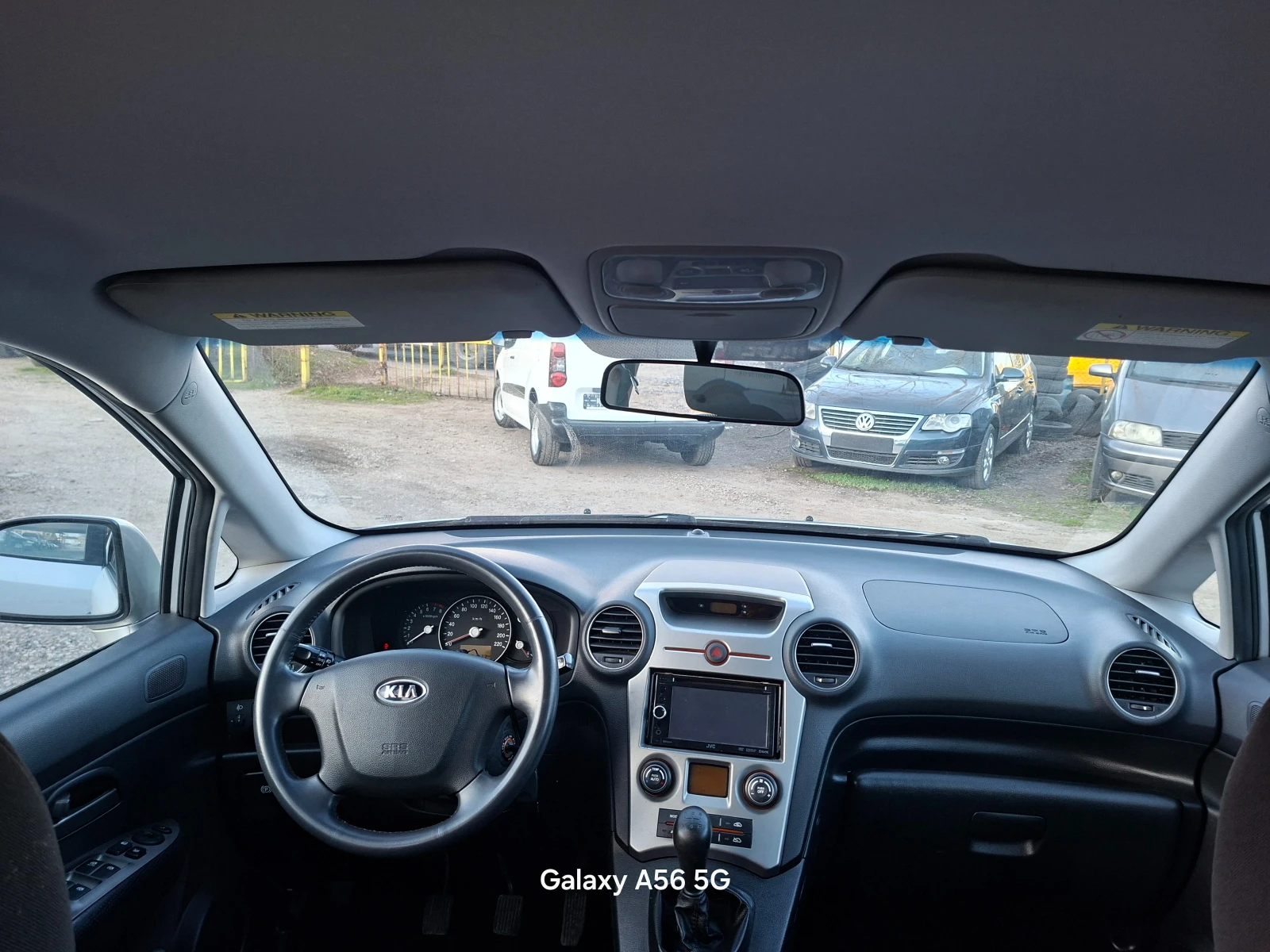 Kia Carens 2.0 benzin 144кс., снимка 9 - Автомобили и джипове - 53791414