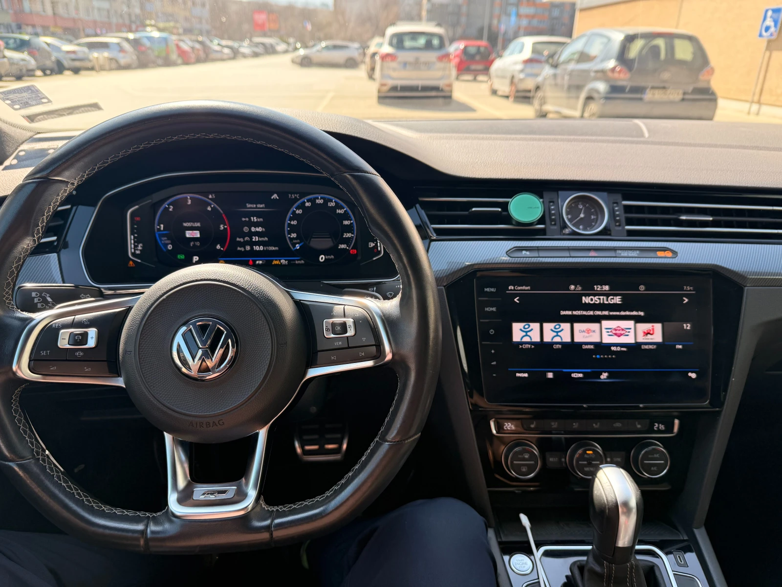 VW Arteon 4Motion, R-Line, снимка 3 - Автомобили и джипове - 53843569