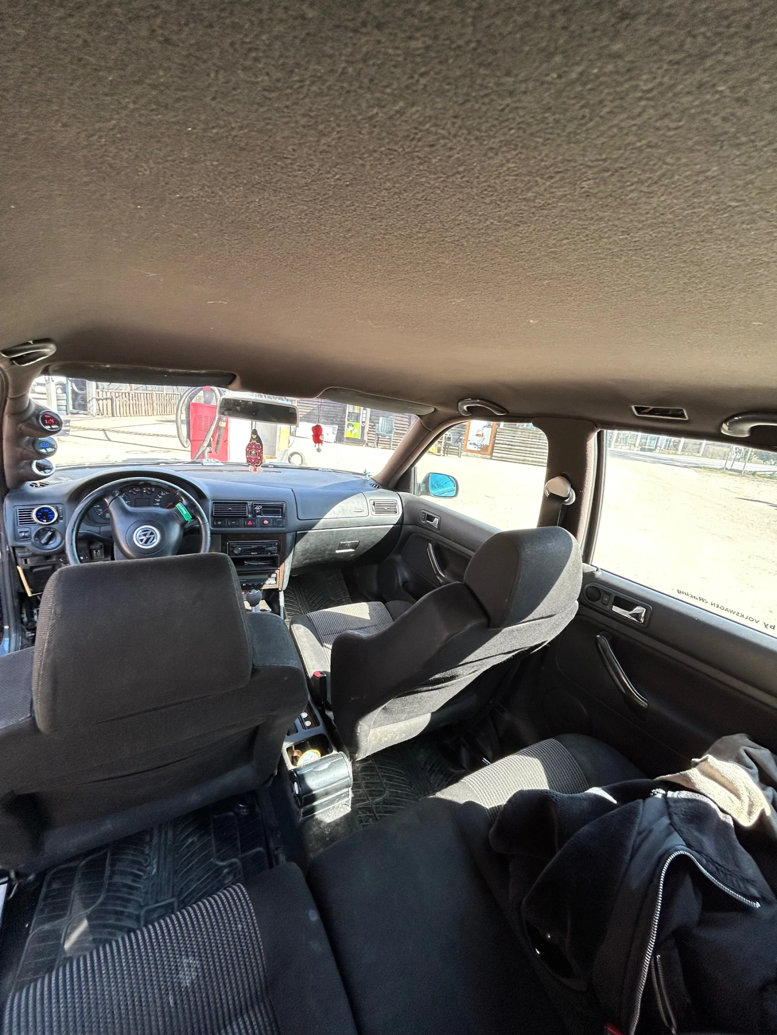 VW Golf, снимка 11 - Автомобили и джипове - 53896075