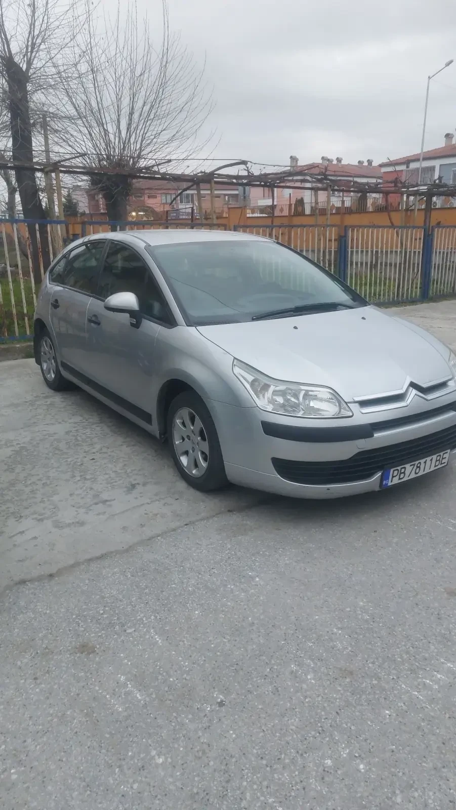 Citroen C4 1.4i, снимка 2 - Автомобили и джипове - 54203584