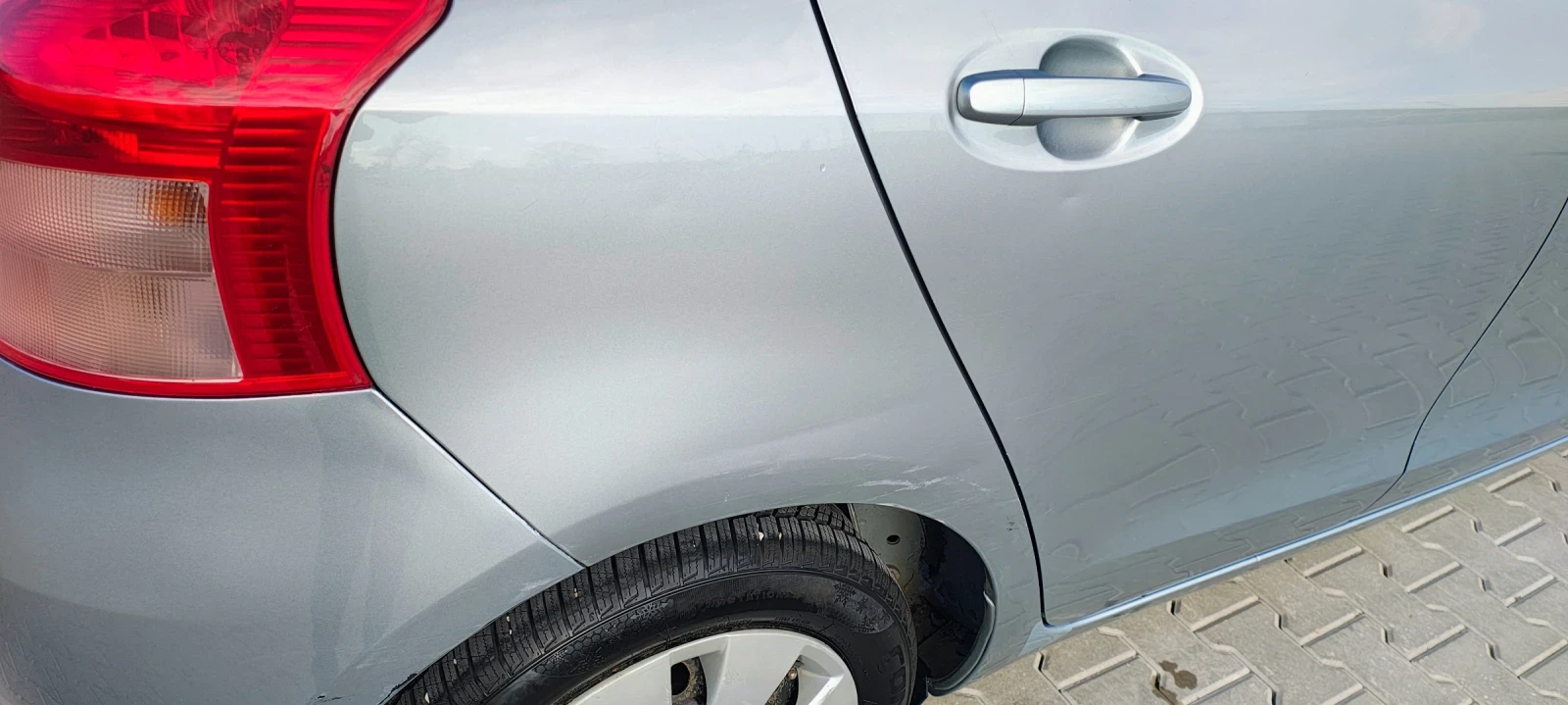 Toyota Yaris, снимка 4 - Автомобили и джипове - 54400399